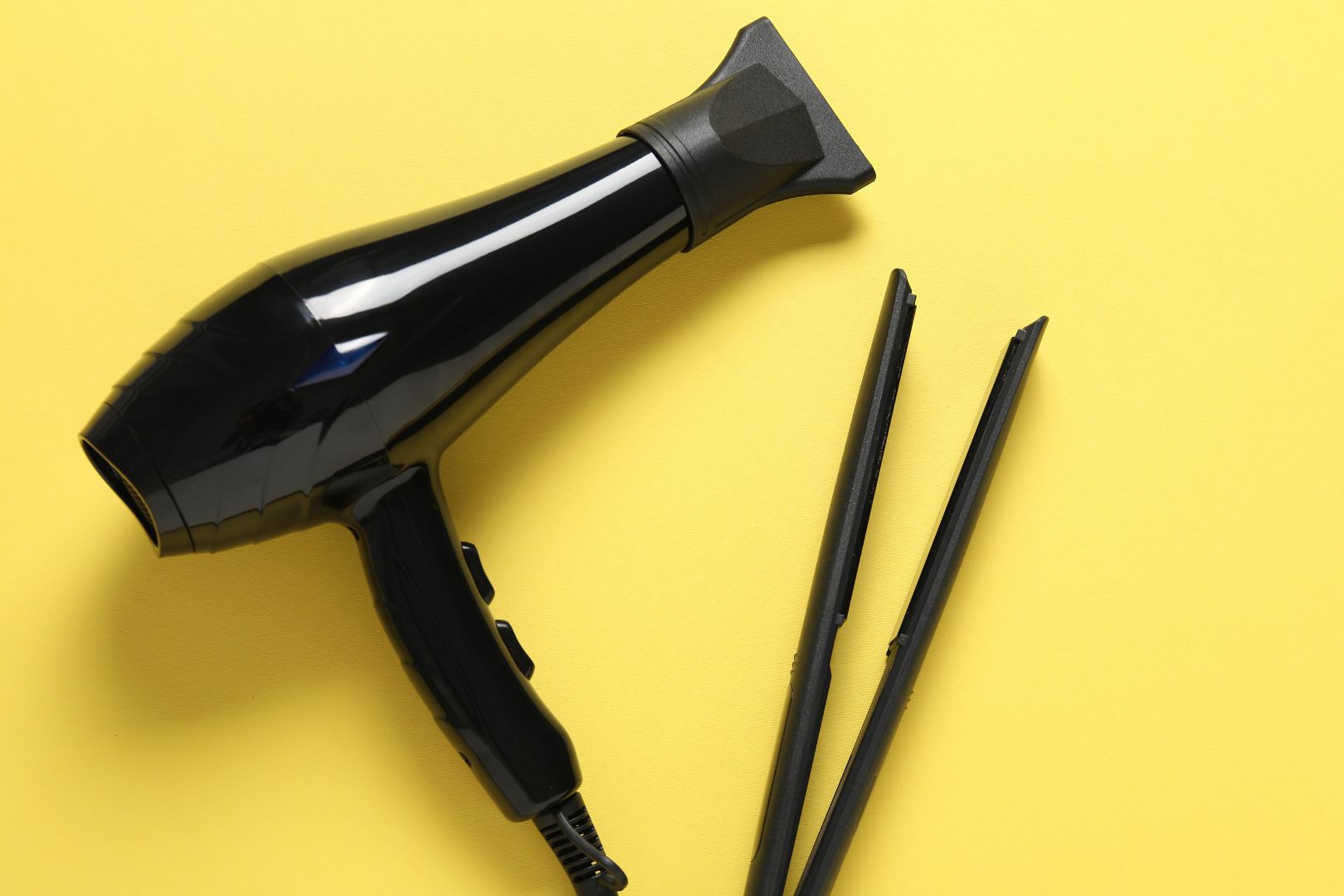 secador de cabelo ou chapinha